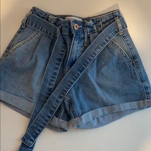 KIDS BARELY WORN ABECROMBIE PAPERBAG SHORTS